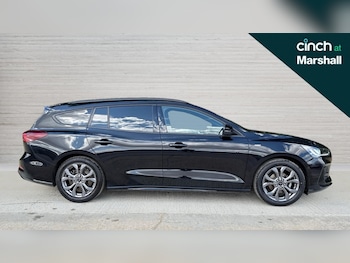 Used Ford Focus 2022 for sale - 76297513: Photo 2