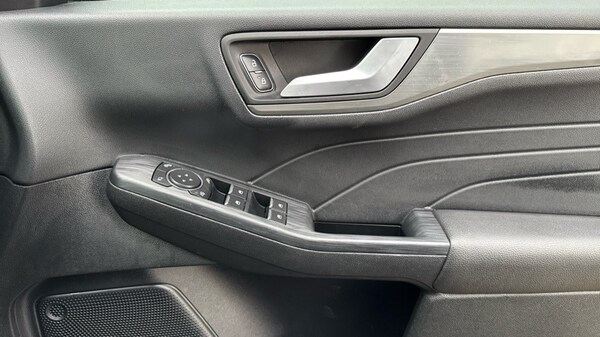 Used Ford Kuga 2021 for sale - 75671951: Photo 32