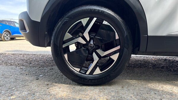 Used Peugeot 2008 2024 for sale - 76100028: Photo 20