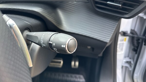 Used Peugeot 2008 2024 for sale - 76100028: Photo 27