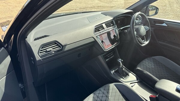 Used Volkswagen Tiguan 2022 for sale - 76074445: Photo 10
