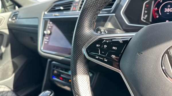 Used Volkswagen Tiguan 2022 for sale - 76074445: Photo 24
