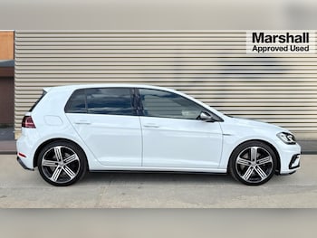 Used Volkswagen Golf 2019 for sale - 75660213: Photo