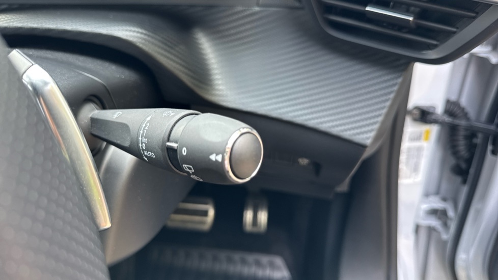 Used Peugeot 2008 2024 for sale - 76623404: Photo 27