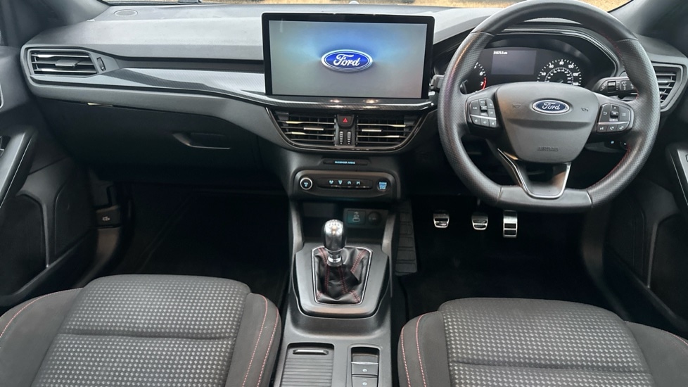 Used Ford Focus 2023 for sale - 76960233: Photo 11