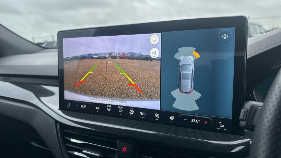 Used Ford Focus 2023 for sale - 76960233: Photo 30