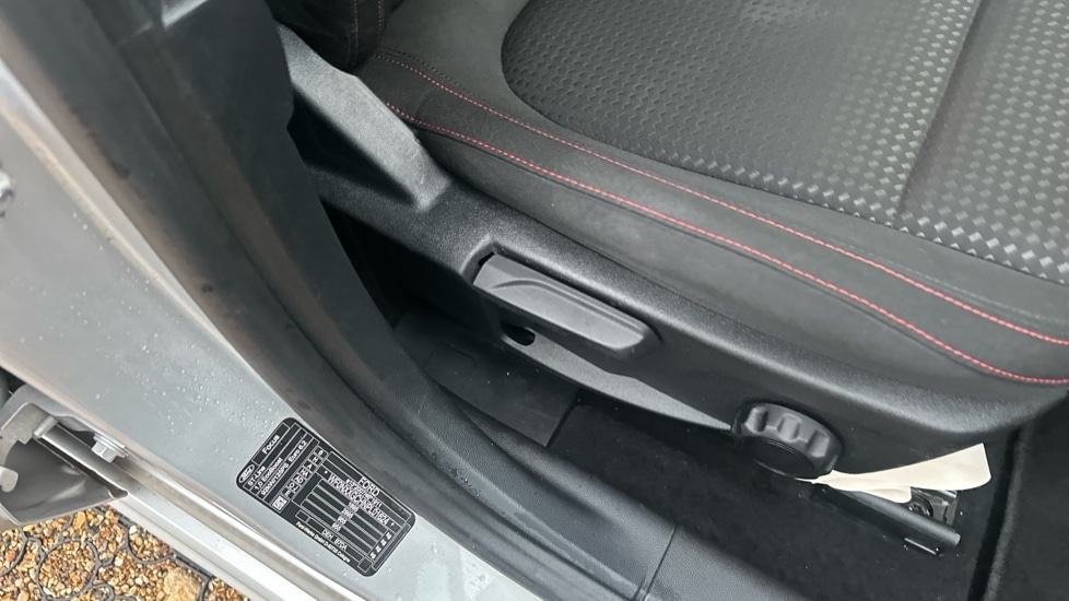 Used Ford Focus 2023 for sale - 76960233: Photo 34