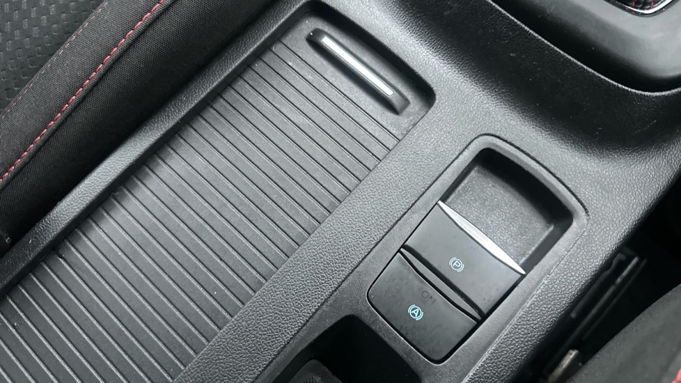 Used Ford Focus 2023 for sale - 76960233: Photo 38