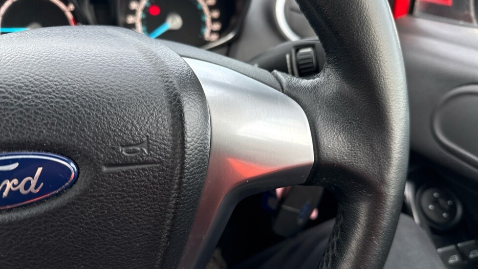 Used Ford Fiesta 2016 for sale - 76874237: Photo 21