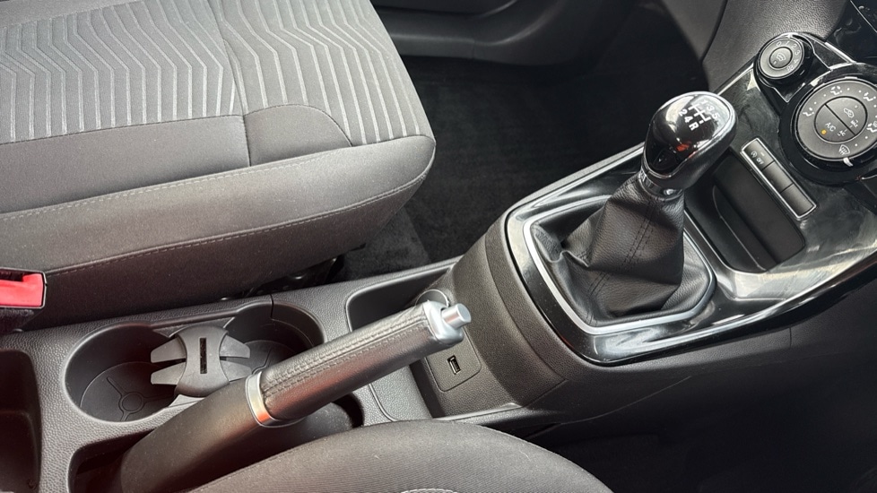 Used Ford Fiesta 2016 for sale - 76874237: Photo 26