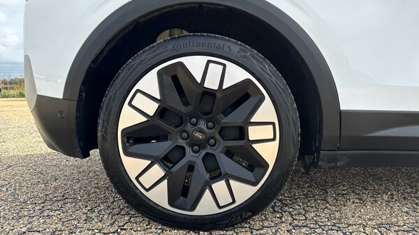 Used Ford Explorer 2024 for sale - 76086643: Photo 19