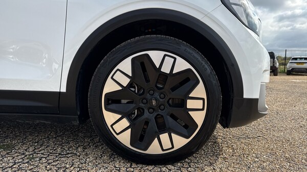 Used Ford Explorer 2024 for sale - 76086643: Photo 20