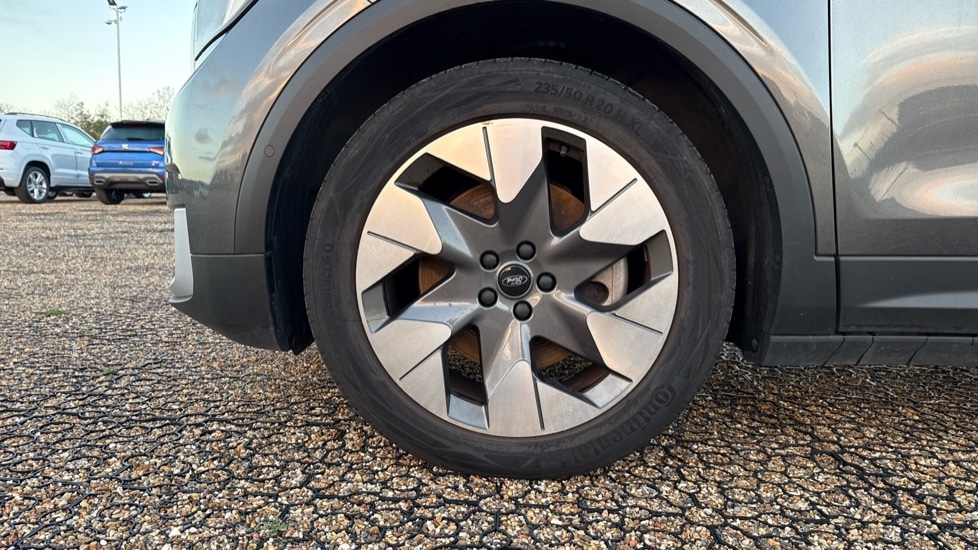 Used Ford Explorer 2024 for sale - 76873410: Photo 17