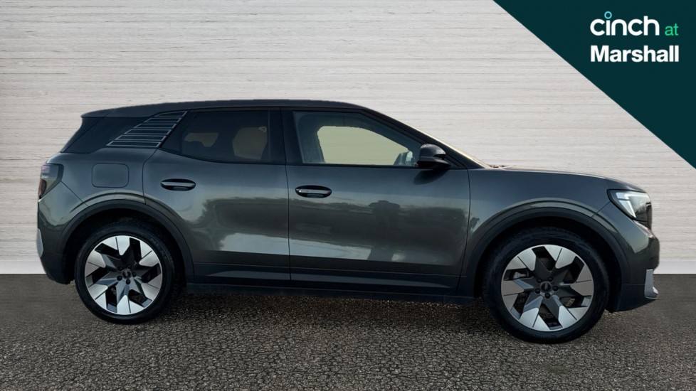 Used Ford Explorer 2024 for sale - 76873410: Photo 2