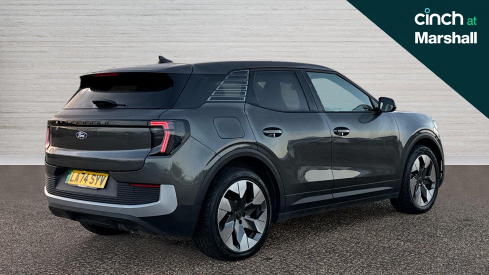 Used Ford Explorer 2024 for sale - 76873410: Photo 3