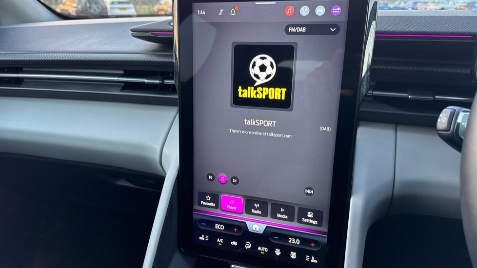 Used Ford Explorer 2024 for sale - 76873410: Photo 31