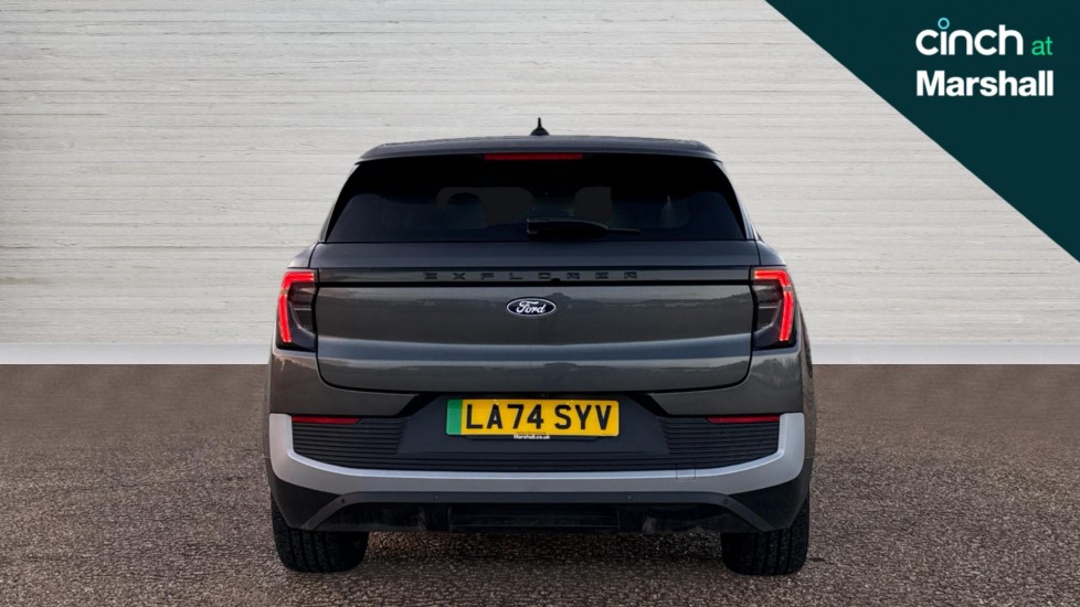 Used Ford Explorer 2024 for sale - 76873410: Photo 4