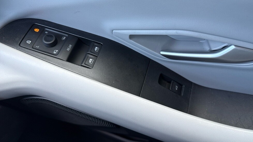 Used Ford Explorer 2025 for sale - 76241720: Photo 40