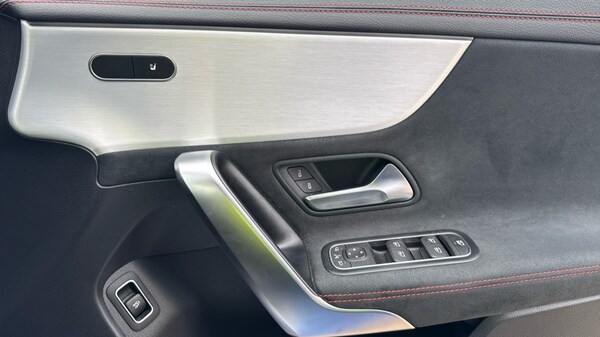 Used Mercedes-Benz CLA 2024 for sale - 76191132: Photo 32