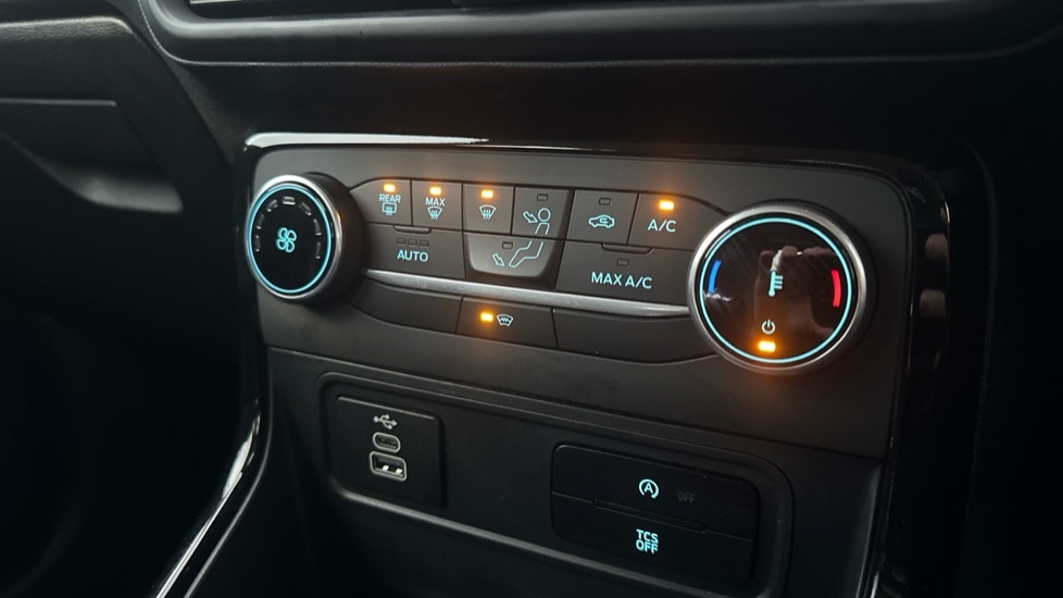 Used Ford Ecosport 2022 for sale - 76873703: Photo 28