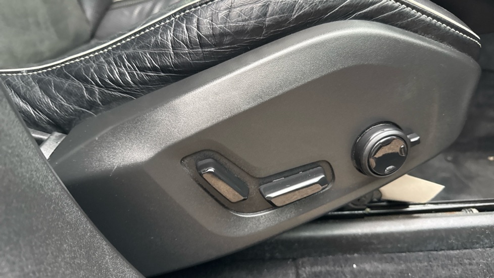 Used Volvo XC90 2016 for sale - 76869471: Photo 33