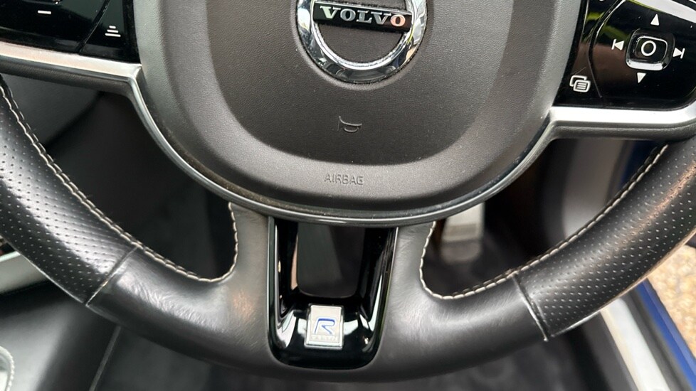 Used Volvo XC90 2016 for sale - 76869471: Photo 45