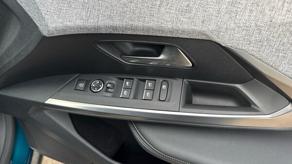 Used Peugeot 3008 2024 for sale - 75465741: Photo 32