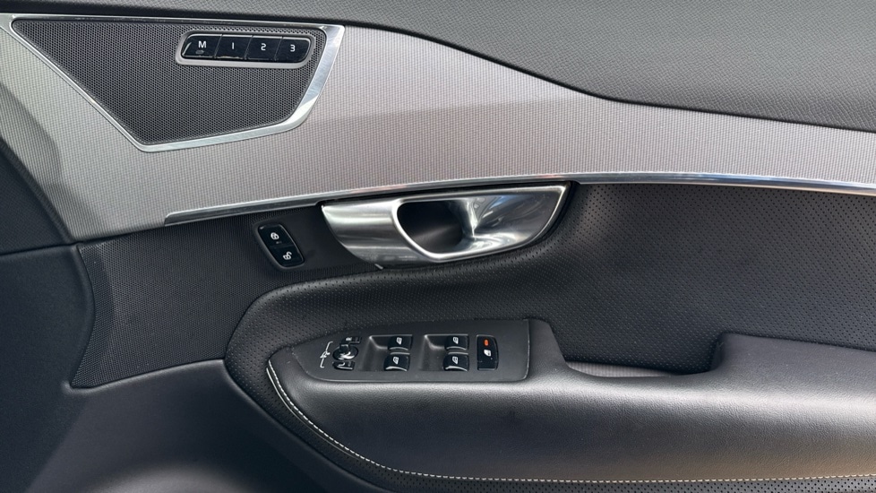 Used Volvo XC90 2016 for sale - 77031329: Photo 31