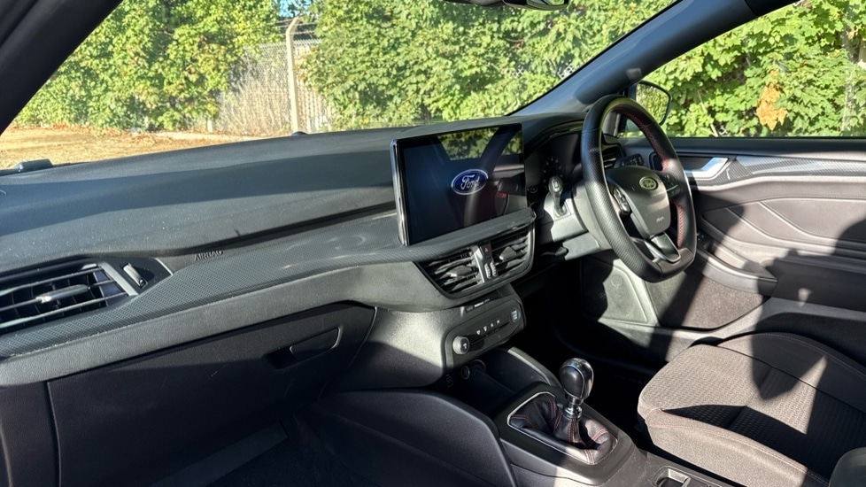Used Ford Focus 2023 for sale - 76372881: Photo 10