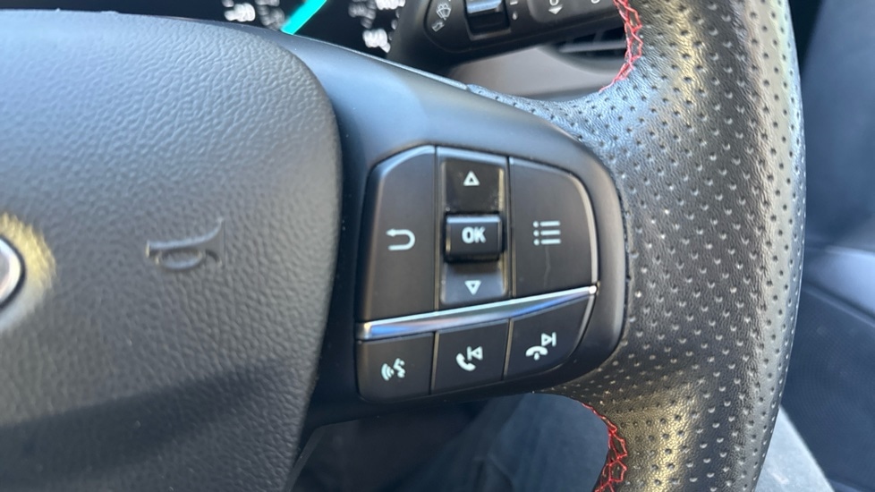 Used Ford Focus 2023 for sale - 76372881: Photo 24