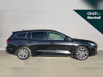 Used Ford Focus 2023 for sale - 76372881: Photo