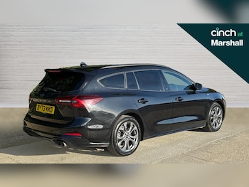 Used Ford Focus 2023 for sale - 76372881: Photo