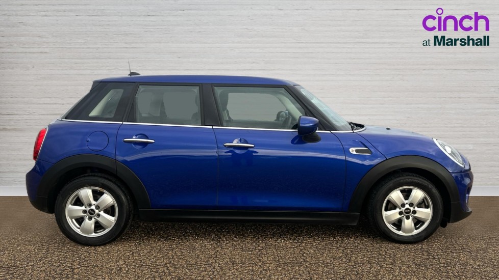 Used MINI Hatch 2020 for sale - 76874896: Photo 2