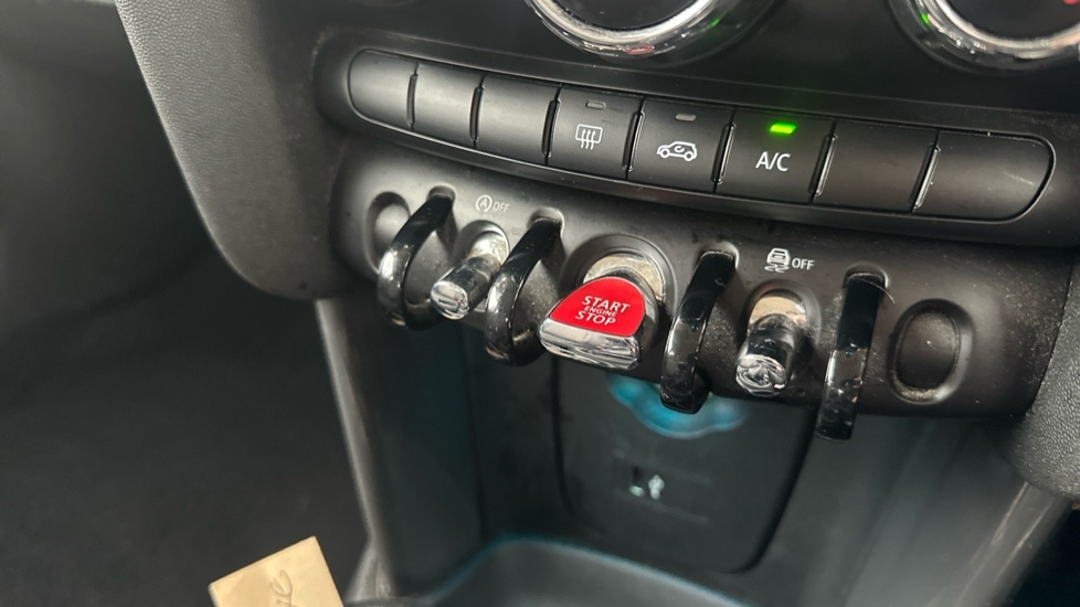 Used MINI Hatch 2020 for sale - 76874896: Photo 38