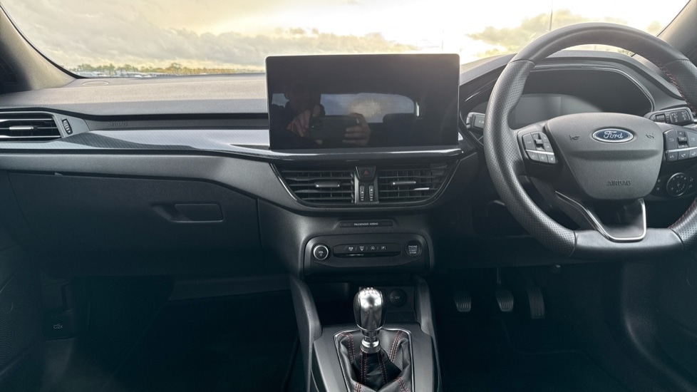 Used Ford Focus 2023 for sale - 76533927: Photo 12