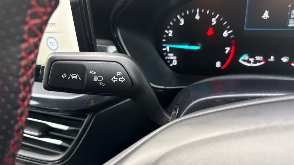 Used Ford Focus 2023 for sale - 76533927: Photo 24