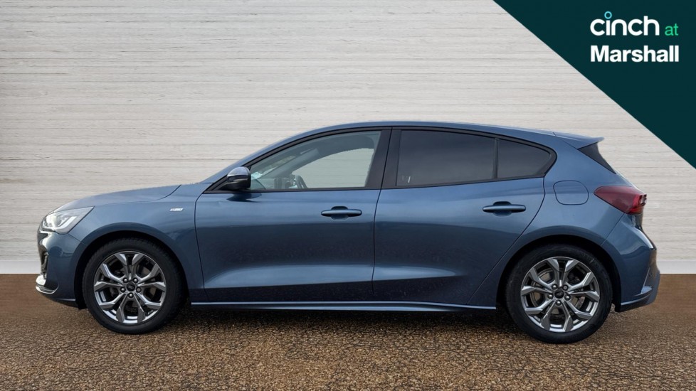 Used Ford Focus 2023 for sale - 76533927: Photo 6