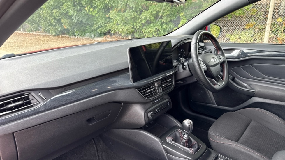 Used Ford Focus 2023 for sale - 76434998: Photo 10