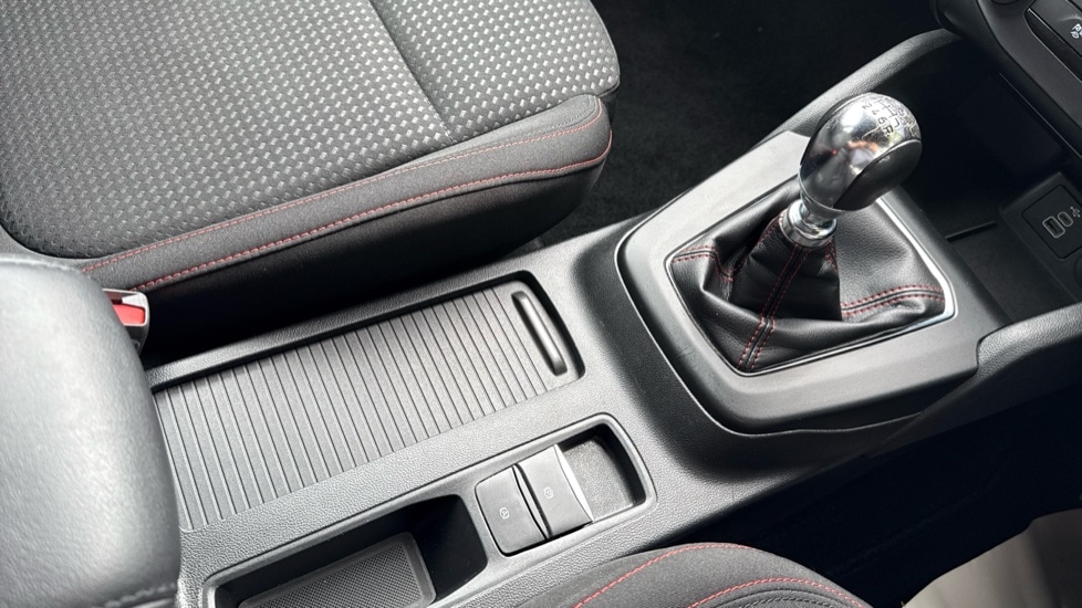 Used Ford Focus 2023 for sale - 76434998: Photo 27