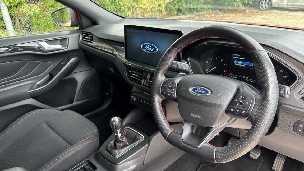 Used Ford Focus 2023 for sale - 76434998: Photo 9