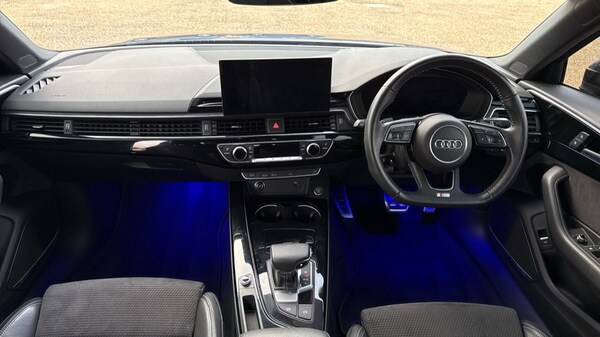 Used Audi A4 2020 for sale - 76261575: Photo 11