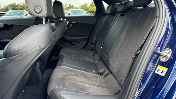 Used Audi A4 2020 for sale - 76261575: Photo 14