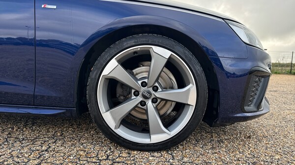 Used Audi A4 2020 for sale - 76261575: Photo 20