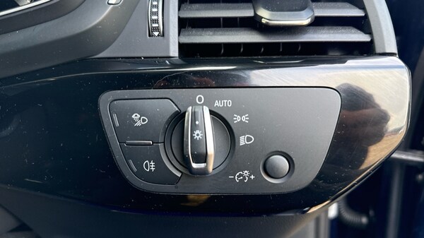Used Audi A4 2020 for sale - 76261575: Photo 21