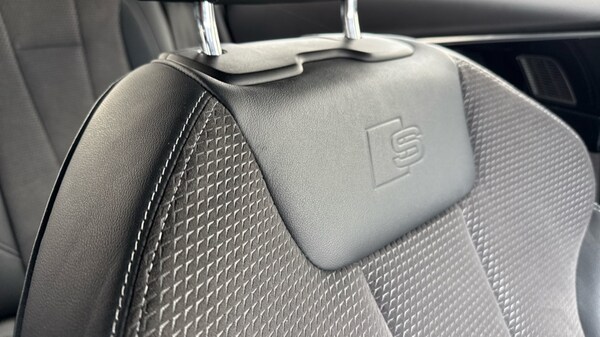 Used Audi A4 2020 for sale - 76261575: Photo 42