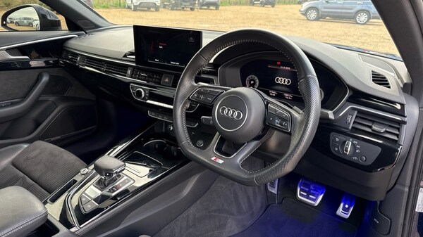 Used Audi A4 2020 for sale - 76261575: Photo 9
