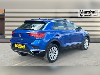 Used Volkswagen T-Roc 2019 for sale - 75466249: Photo