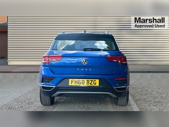 Used Volkswagen T-Roc 2019 for sale - 75466249: Photo