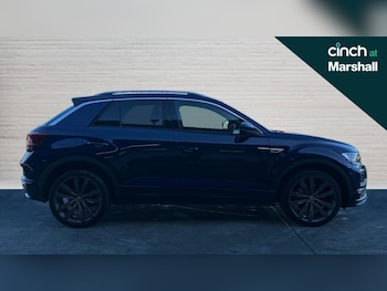 Used Volkswagen T-Roc 2020 for sale - 76704390: Photo