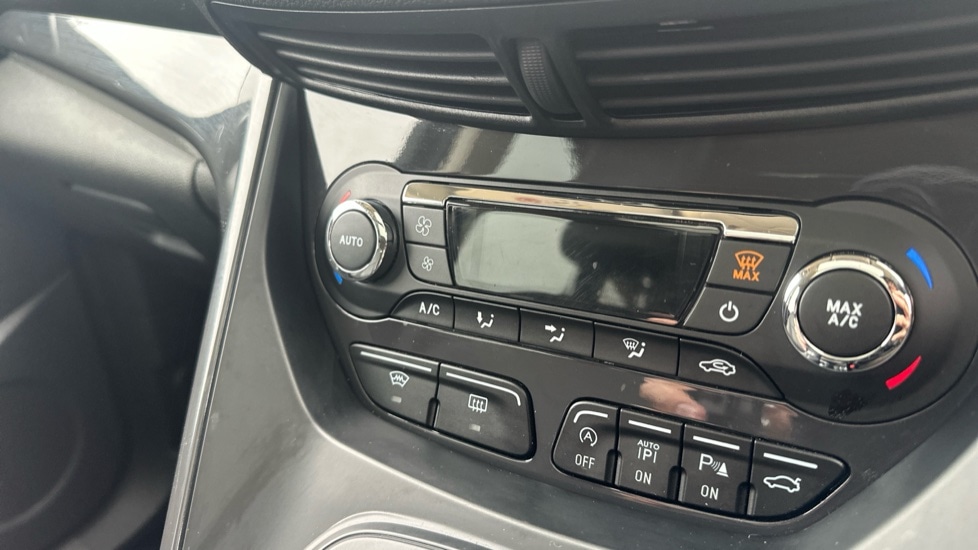 Used Ford Kuga 2016 for sale - 76007885: Photo 30